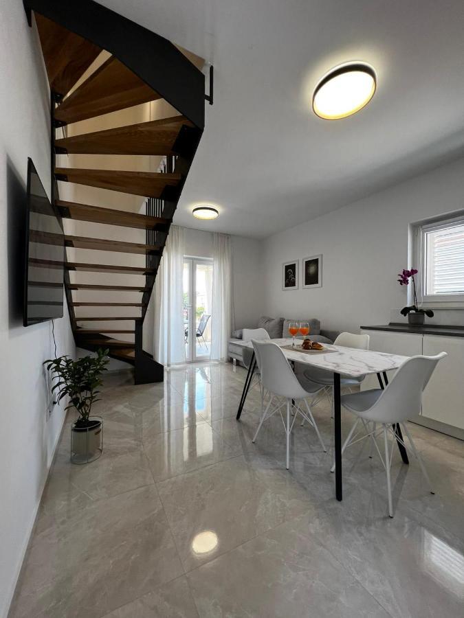 Holiday Home Bajlo Задар Екстериор снимка