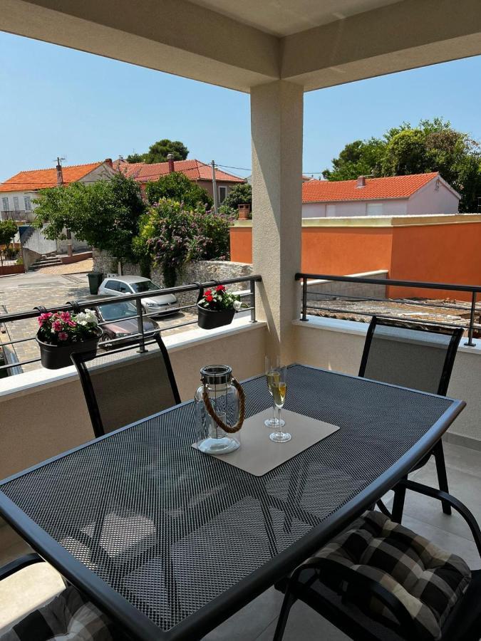 Holiday Home Bajlo Задар Екстериор снимка